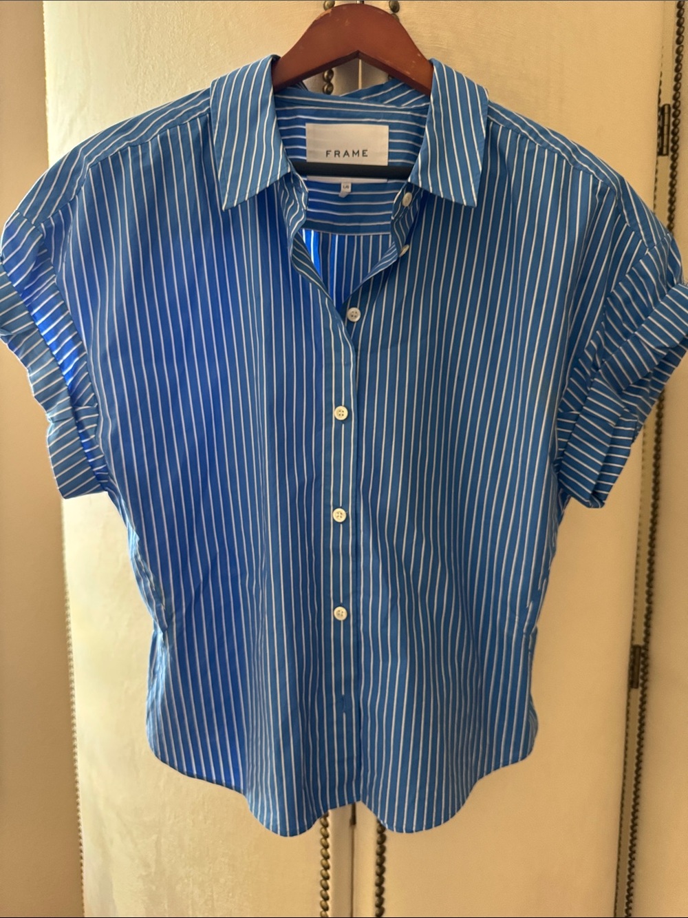 Frame cotton Blue and White Vertical Stripe Short Sleeve Shirt
